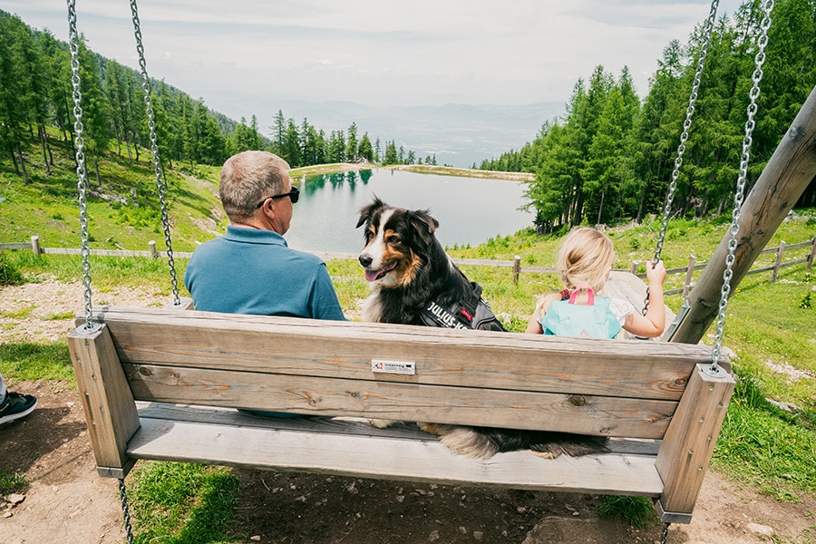 Urlaub mit Großeltern, Oma und Opa Urlaub, gemeinsamer Familienurlaub mit Oma und Opa